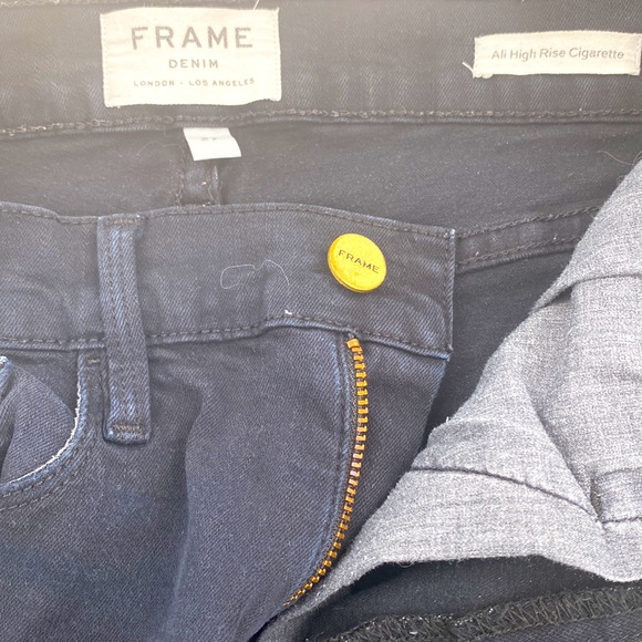 FRAME Ali High-Rise Skinny Cigarette Jeans - Picture 7 of 8